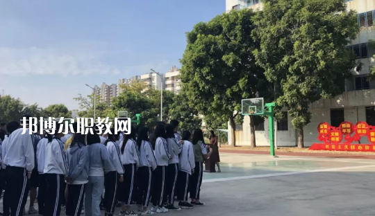 汕頭光明理工職業(yè)技術(shù)學(xué)校2021年報名條件、招生要求、招生對象
