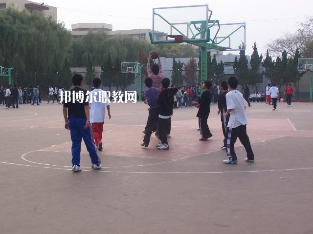 濮陽(yáng)市油田職業(yè)中等專業(yè)學(xué)校2021年報(bào)名條件、招生要求、招生對(duì)象