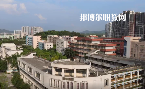 鶴山職業(yè)技術學校2021年學費、收費多少