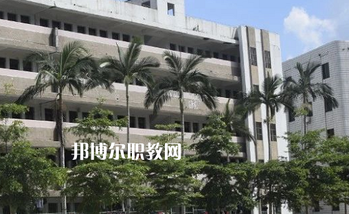 吳川職業(yè)高級中學2021年學費、收費多少