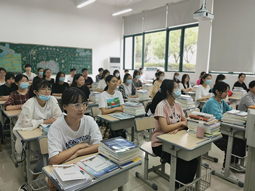 蘇州旅游與財經(jīng)高等職業(yè)技術(shù)學(xué)校2021年學(xué)費(fèi)、收費(fèi)多少