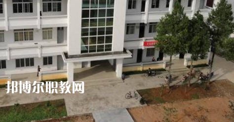 黟縣職業(yè)學校2021年報名條件、招生要求、招生對象 