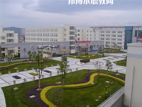西昌現(xiàn)代職業(yè)技術學校2021年報名條件、招生要求
