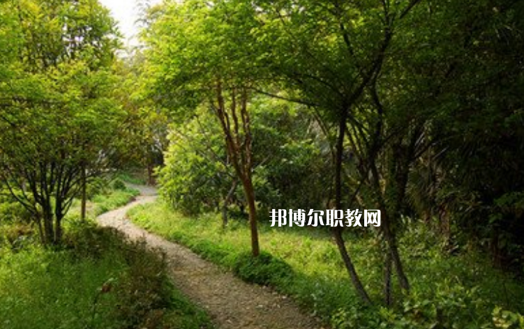 重慶船舶工業(yè)技工學(xué)校怎么樣、好不好