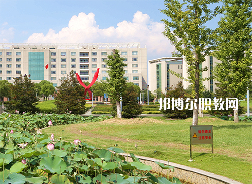 江蘇省常熟職業(yè)教育中心校怎么樣、好不好