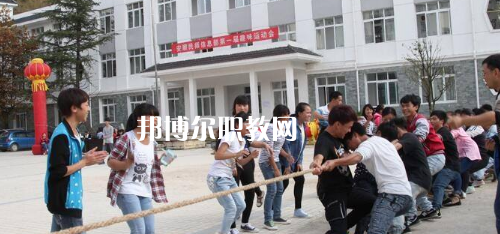 安順民族職業(yè)技術(shù)學(xué)校2021年報(bào)名條件、招生要求、招生對(duì)象