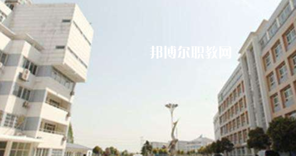 安徽紅十字會衛(wèi)生學(xué)校2021年報名條件、招生要求、招生對象