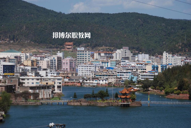牟定縣職業(yè)高級中學(xué)怎么樣、好不好