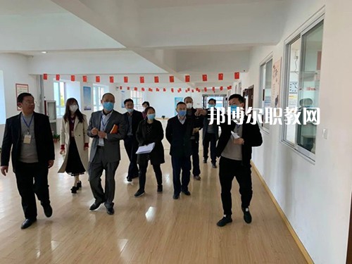泰州市鳳凰藝術(shù)學校怎么樣、好不好