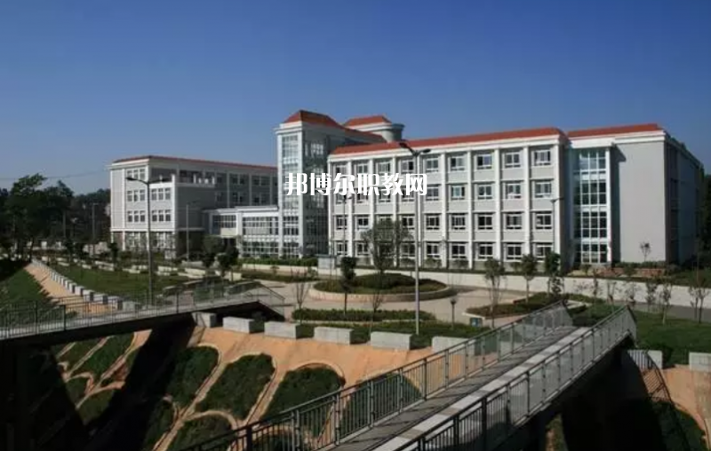 昆明官渡區(qū)職業(yè)高級中學(xué)2021年招生錄取分數(shù)線