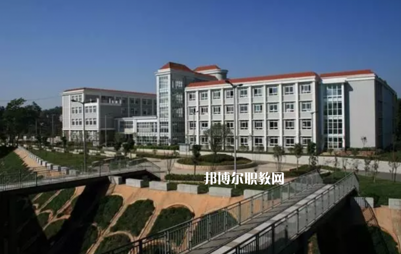 昆明官渡區(qū)職業(yè)高級(jí)中學(xué)2021年報(bào)名條件、招生要求、招生對(duì)象
