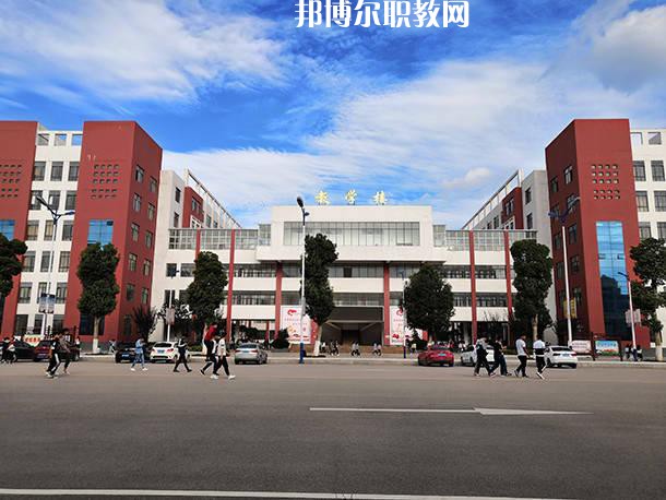 曲靖麒麟職業(yè)技術(shù)學校2021年招生錄取分數(shù)線
