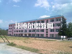 耿馬縣職教中心2021年報(bào)名條件、招生要求、招生對(duì)象