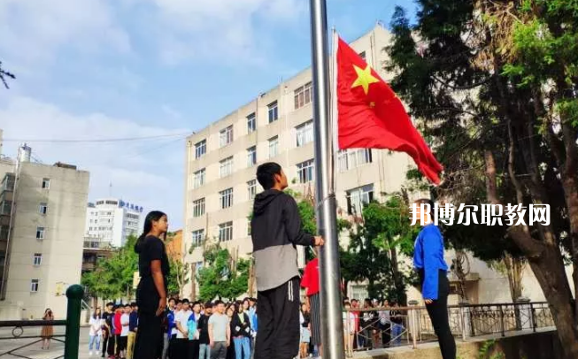 云南廣播電視學(xué)校2021年學(xué)費、收費多少