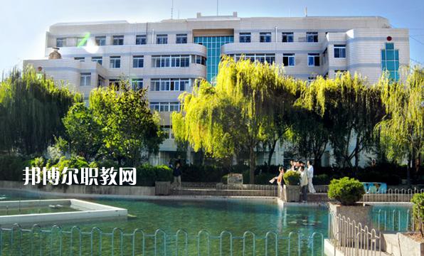 大理衛(wèi)生學(xué)校地2021年學(xué)費(fèi)、收費(fèi)多少