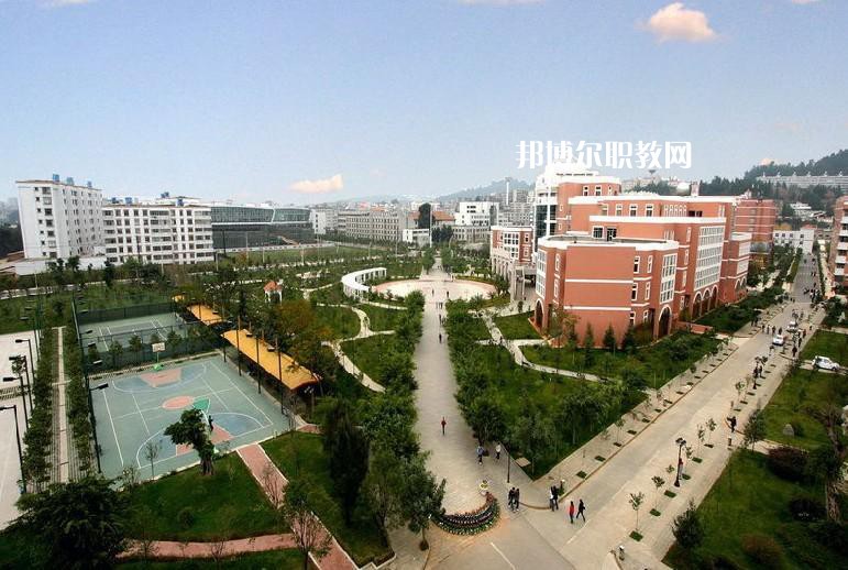 云南財經(jīng)學(xué)校2021年報名條件、招生要求、招生對象