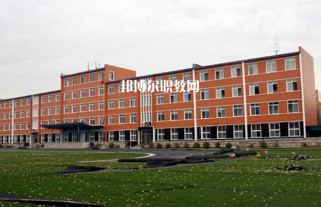 云南楚雄工業(yè)學校怎么樣、好不好