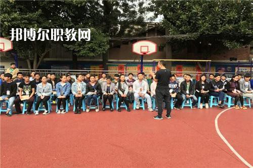 四川省彝文學(xué)校2021年報(bào)名條件、招生要求、招生對(duì)象