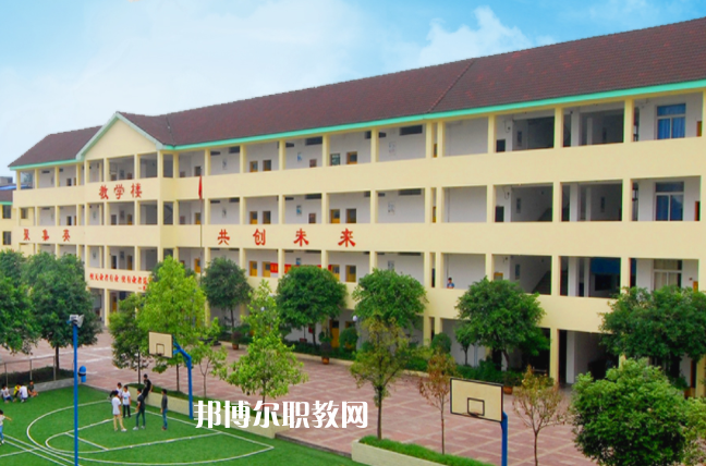 重慶聚英技工學(xué)校2021年報(bào)名條件、招生要求、招生對(duì)象