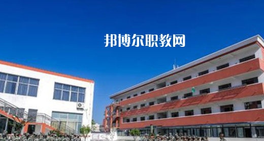 太湖縣技工學(xué)校2021年報名條件、招生要求、招生對象 