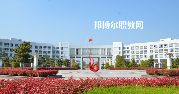 江蘇省宿遷中等專業(yè)學(xué)校2022年學(xué)費、收費多少