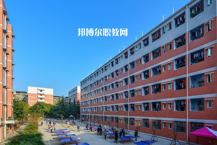 秦皇島市燕?？萍悸殬I(yè)學(xué)校2022年報(bào)名條件、招生要求、招生對(duì)象