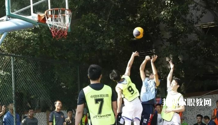 揭陽(yáng)體育運(yùn)動(dòng)學(xué)校2022年報(bào)名條件、招生要求、招生對(duì)象