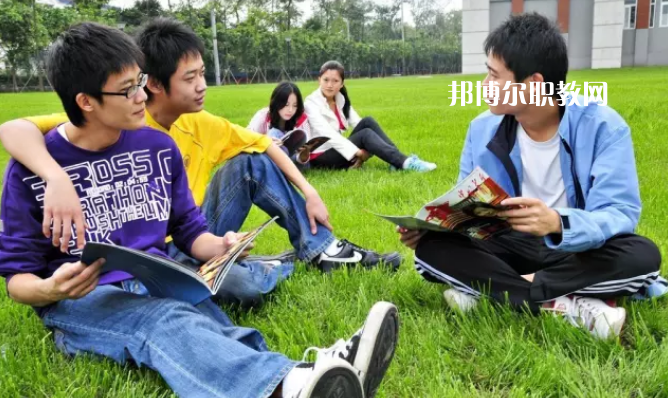 陜西創(chuàng)新工程技術(shù)學(xué)校2022年報(bào)名條件、招生要求、招生對(duì)象