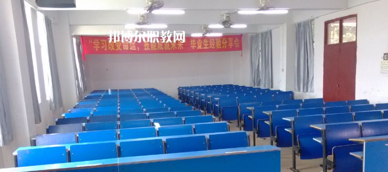 廣東領才技工學校怎么樣、好不好