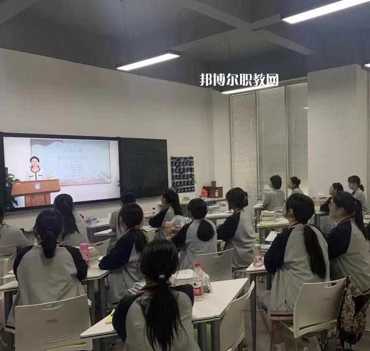 江蘇南京技師學(xué)院2022年報(bào)名條件、招生要求、招生對(duì)象