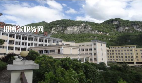 德慶縣中等職業(yè)學(xué)校2022年報名條件、招生要求、招生對象