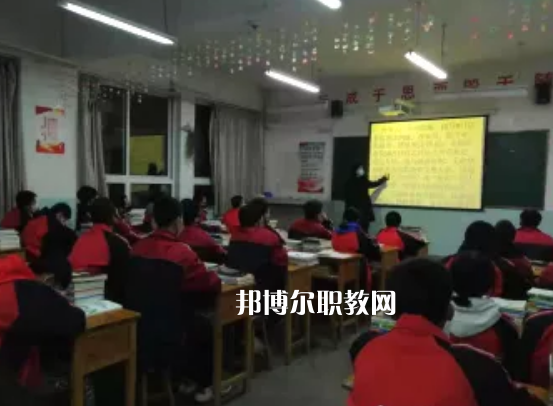 定西高級職業(yè)技術學校2022年招生錄取分數(shù)線