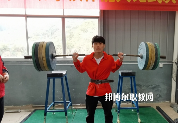 貴州體育運動學(xué)校2022年收費、學(xué)費多少