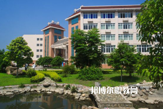 重慶五里店職業(yè)中學(xué)2022年報(bào)名條件、招生要求、招生對(duì)象 