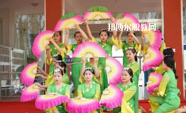 定州衛(wèi)生中等專業(yè)學(xué)校2022年學(xué)費(fèi)、收費(fèi)多少
