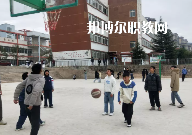 清鎮(zhèn)中等職業(yè)技術(shù)學校2022年學費、收費多少