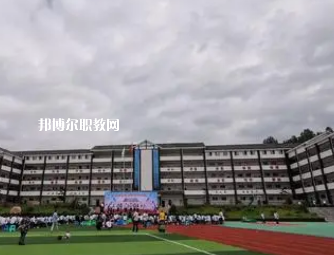 正安縣技工學(xué)校2022年報(bào)名條件、招生要求、招生對象