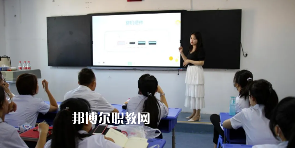 西安經(jīng)開職業(yè)學校2022年報名條件、招生要求、招生對象