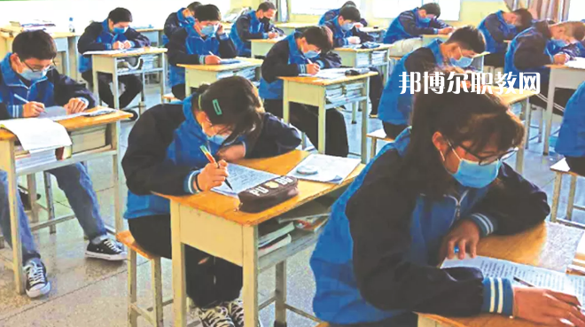 武威勞動服務(wù)技工學(xué)校2022年學(xué)費(fèi)、收費(fèi)多少