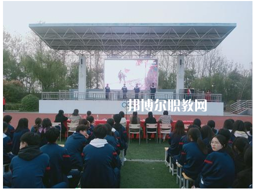 江蘇徐州市中等專(zhuān)業(yè)學(xué)校2022年報(bào)名條件、招生要求、招生對(duì)象