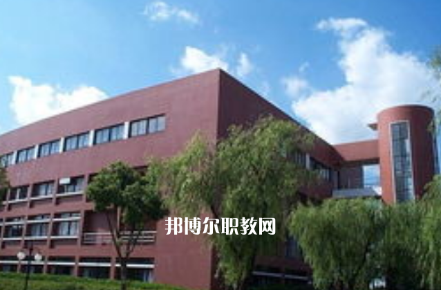 畢節(jié)市第一技工學校2022年報名條件、招生要求、招生對象