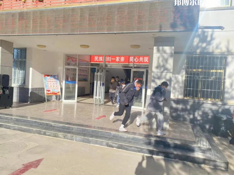 嘉峪關(guān)體育運動學校2022年學費、收費多少