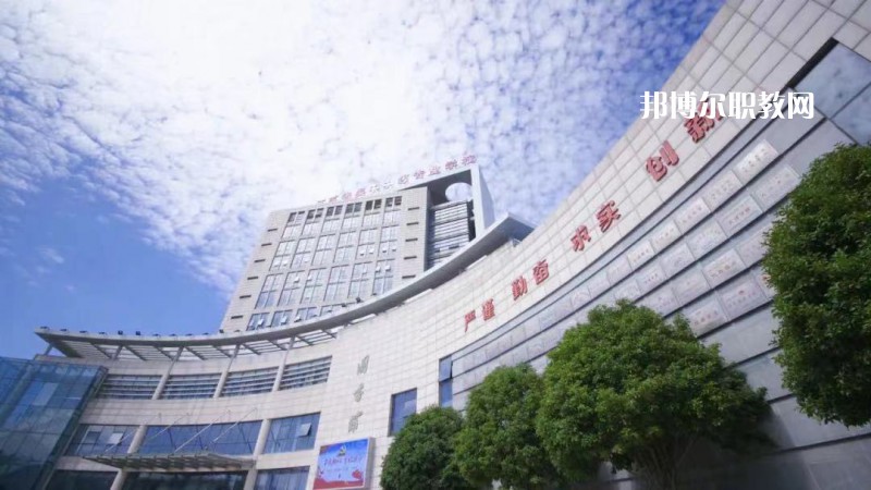 江蘇省吳中中等專業(yè)學(xué)校2022年報名條件、招生要求、招生對象
