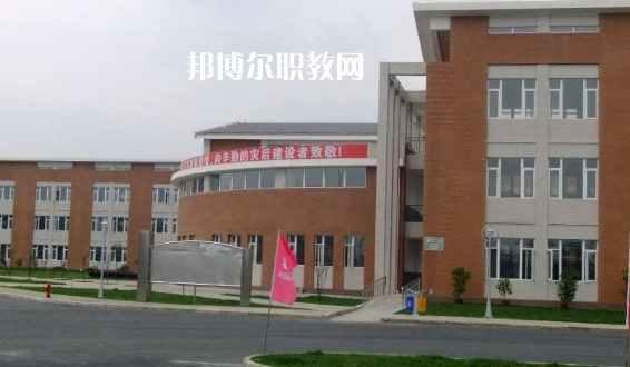 四川什邡職業(yè)中專學(xué)校2022年報(bào)名條件、招生要求、招生對象