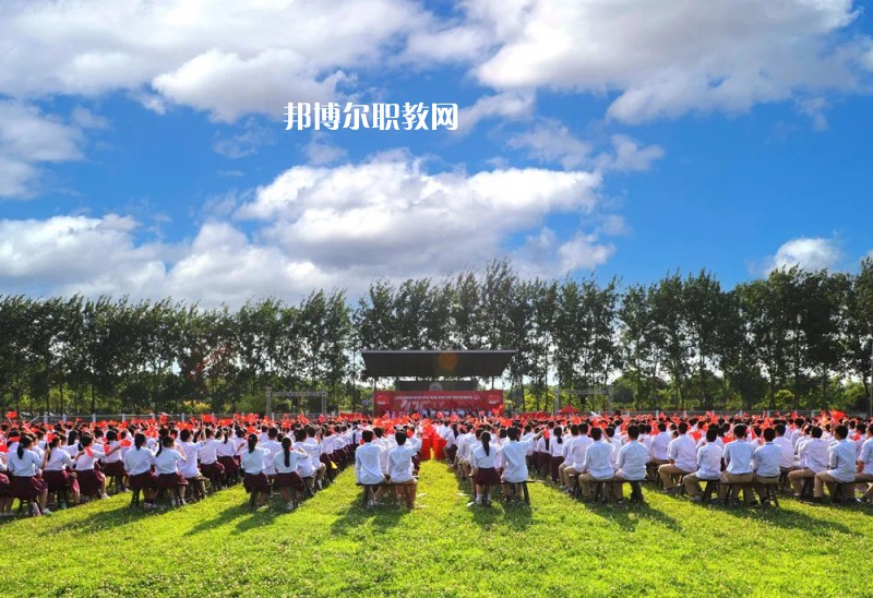 江蘇溧陽中等專業(yè)學校2022年學費、收費多少