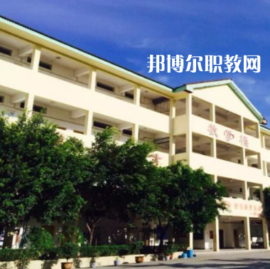 重慶西域技工學校2022年報名條件、招生要求、招生對象