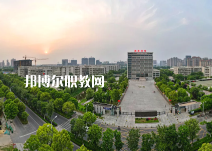 江蘇海安中等專業(yè)學(xué)校2022年報名條件、招生要求、招生對象