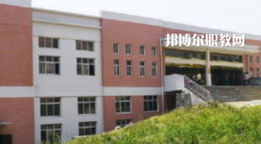德江中等職業(yè)學(xué)校2022年報(bào)名條件、招生要求、招生對象