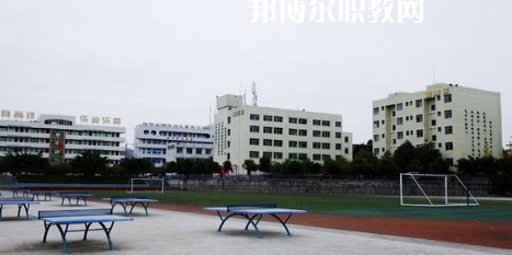 閬中江南高級職業(yè)中學(xué)2022年報(bào)名條件、招生要求、招生對象