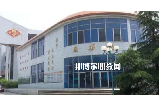陽(yáng)旅游職業(yè)學(xué)校2022年報(bào)名條件、招生要求、招生對(duì)象